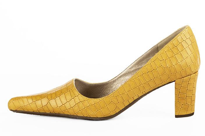 Mustard yellow women's dress pumps,with a square neckline. Pointed toe. Medium block heels. Profile view - Florence KOOIJMAN